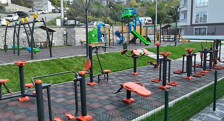 Gölcük’te Çocukları Mutlu Eden Parkların Sayısı Artıyor