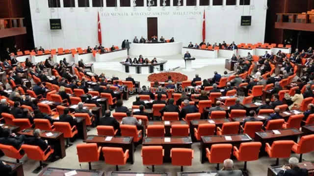 Fahiş Site Aidatlarına Yeni Düzenleme Resmen Yasalaştı: Keyfi Zam Dönemi Sona Eriyor